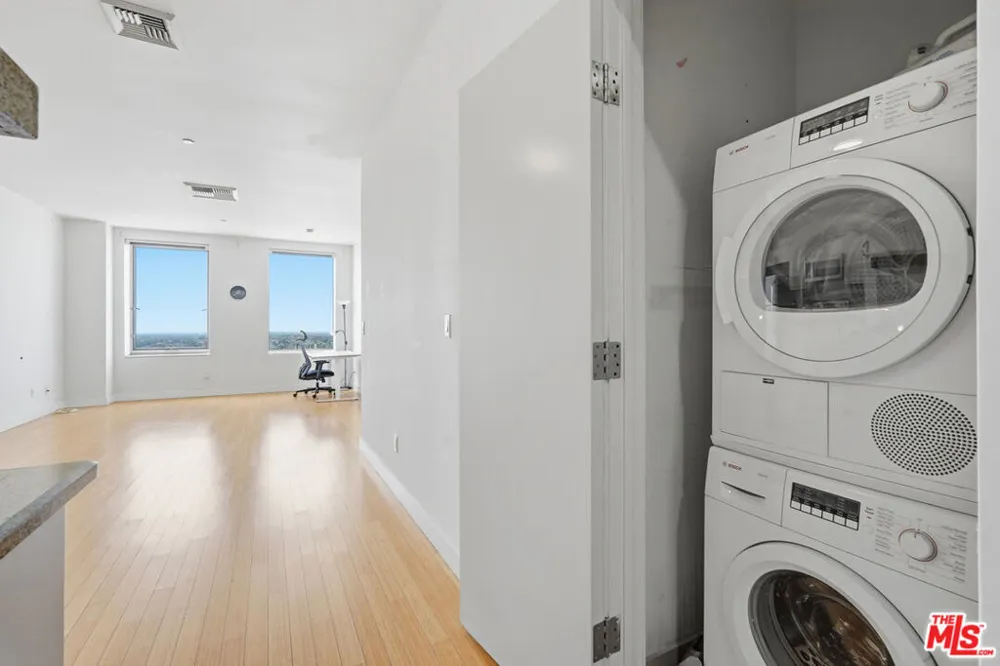 3810 Wilshire Boulevard #1609 Los Angeles, CA 90010