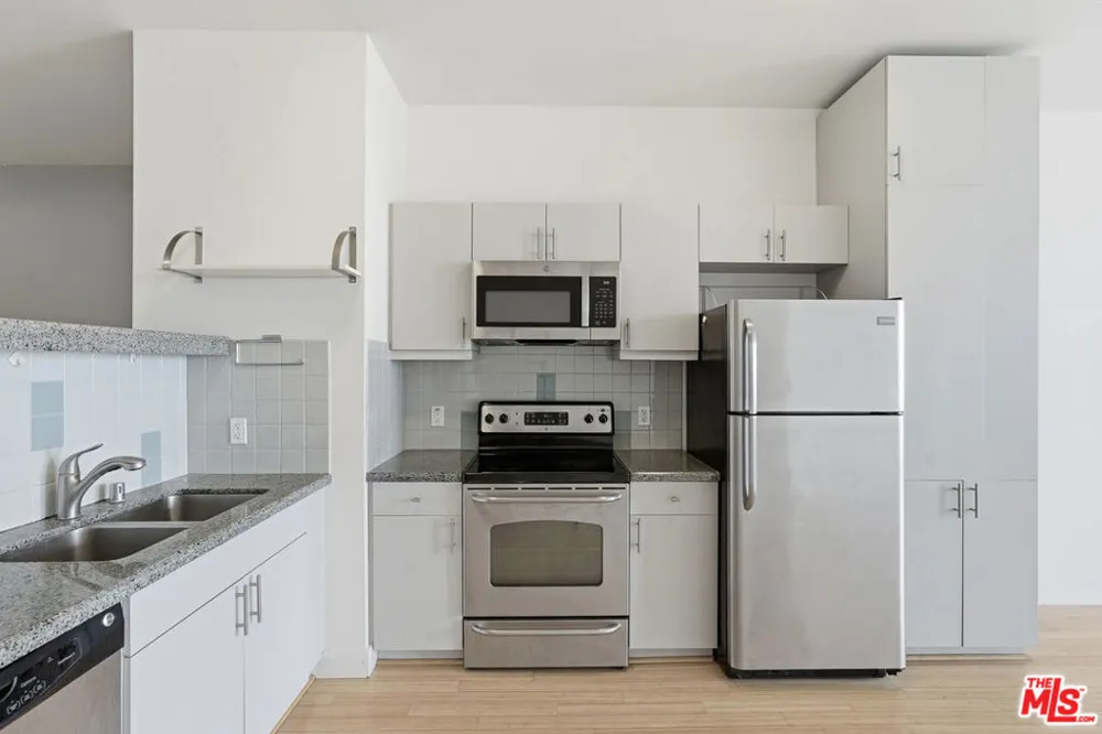 3810 Wilshire Boulevard #1609 Los Angeles, CA 90010