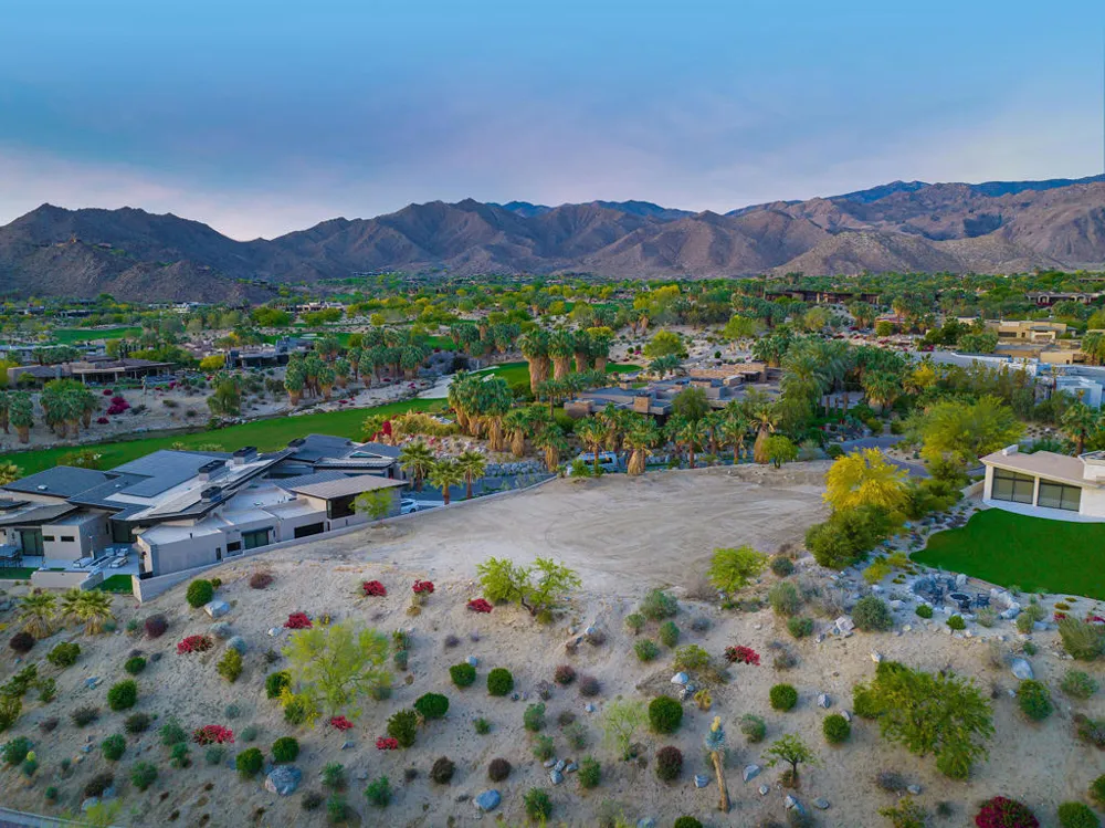1036 Vale Crest Palm Desert, CA 92260