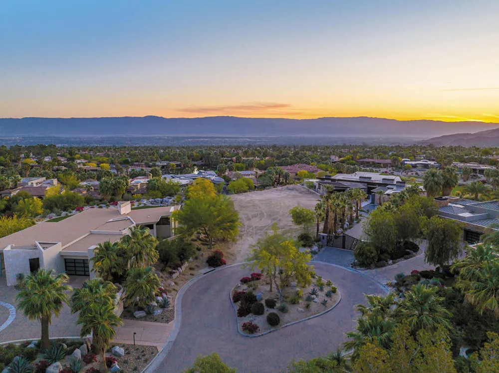 1036 Vale Crest Palm Desert, CA 92260