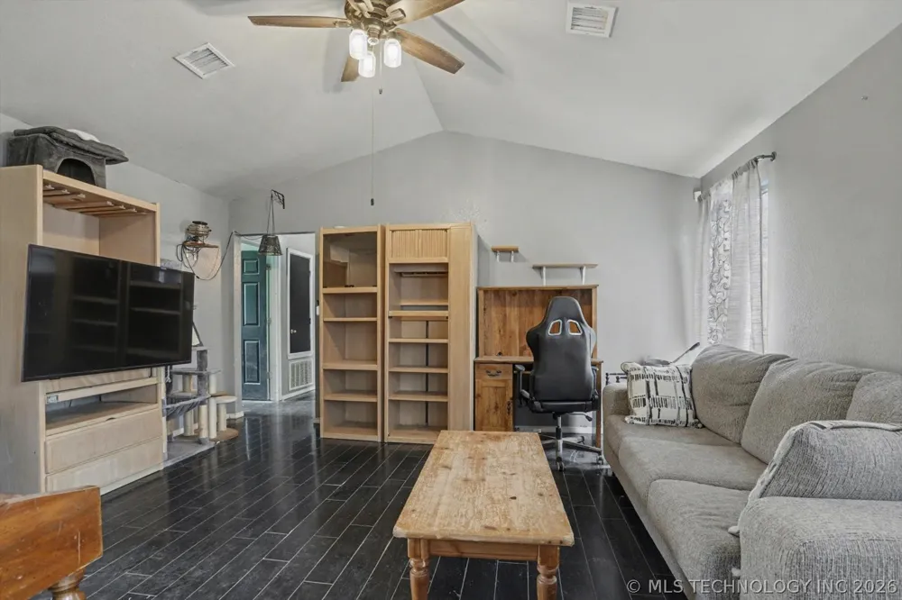 9315 27th WestAvenue Sperry, OK 74073