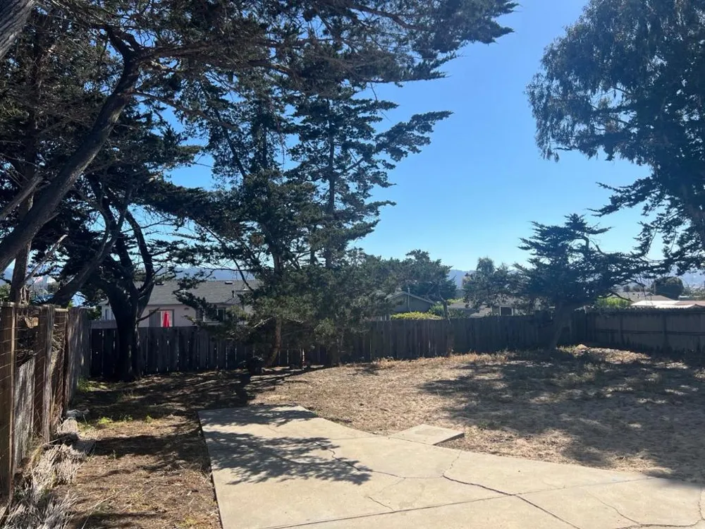 1915 Grandview Street Seaside, CA 93955