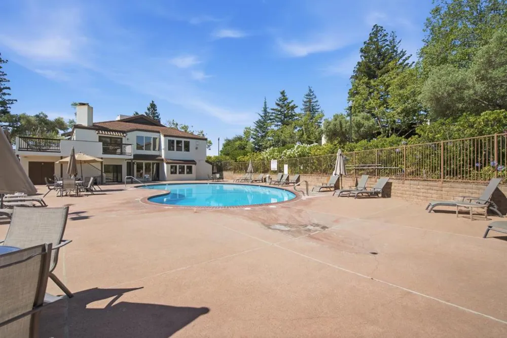 21062 Gary Drive #102 Hayward, CA 94546
