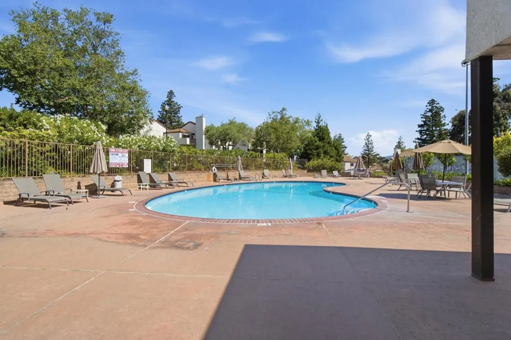 21062 Gary Drive #102 Hayward, CA 94546