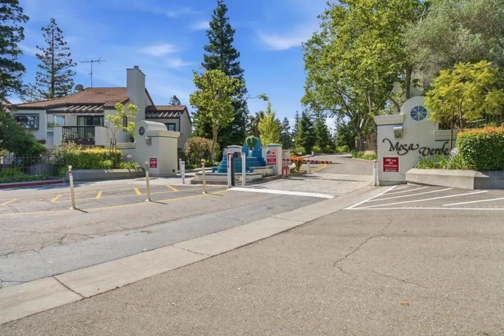 21062 Gary Drive #102 Hayward, CA 94546