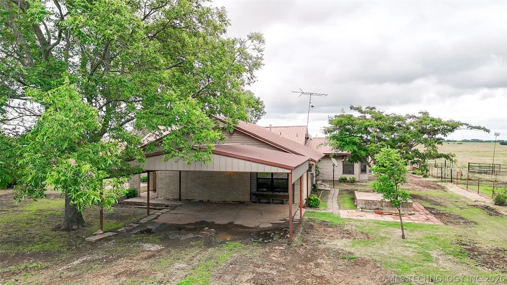 7489 County Road 1620 Roff, OK 74865