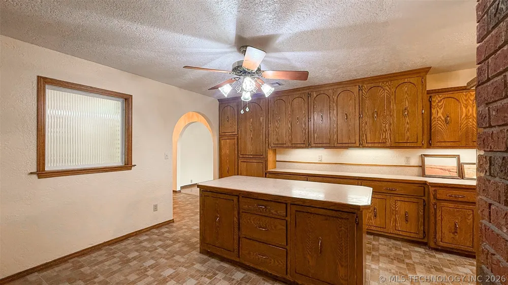 7489 County Road 1620 Roff, OK 74865