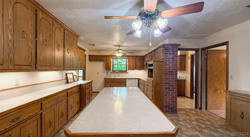 7489 County Road 1620 Roff, OK 74865