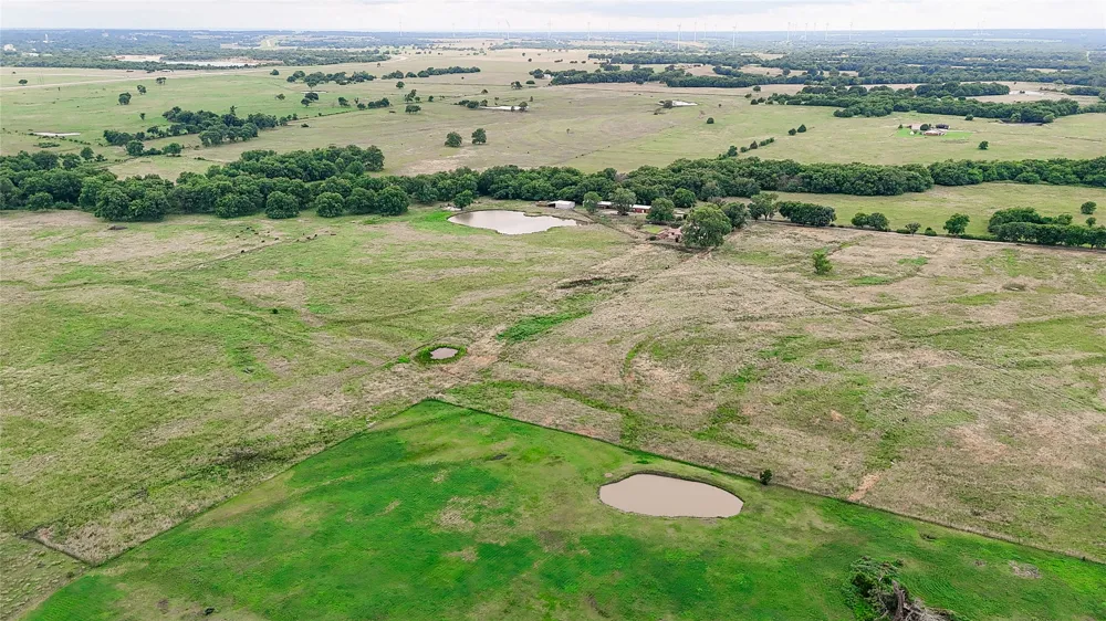 7489 County Road 1620 Roff, OK 74865