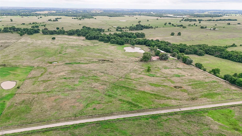 7489 County Road 1620 Roff, OK 74865