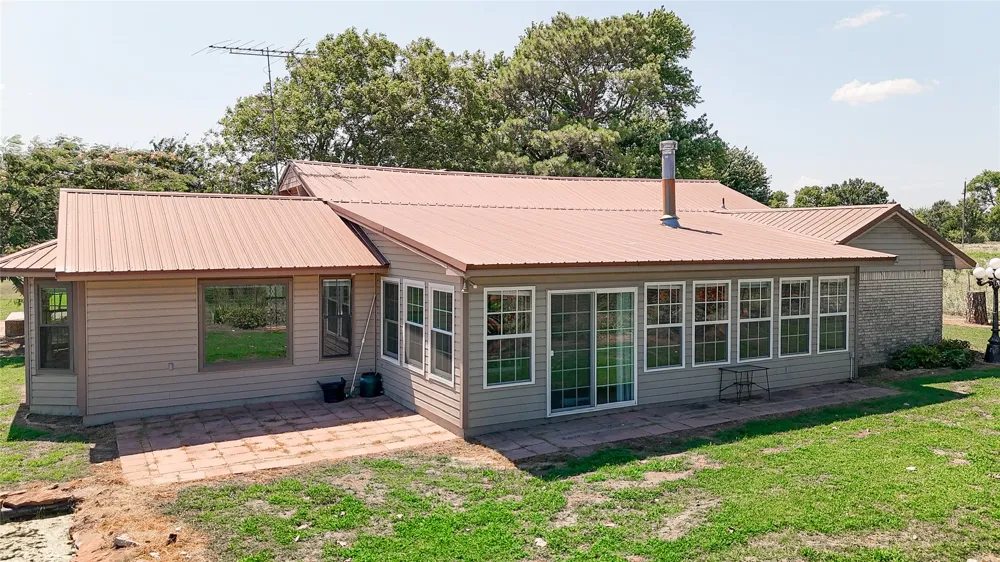 7489 County Road 1620 Roff, OK 74865