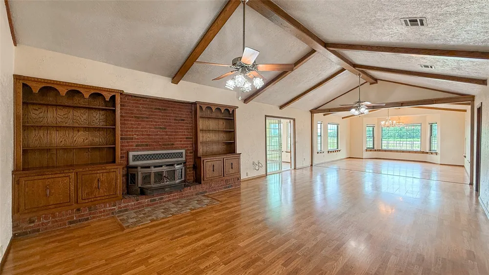 7489 County Road 1620 Roff, OK 74865
