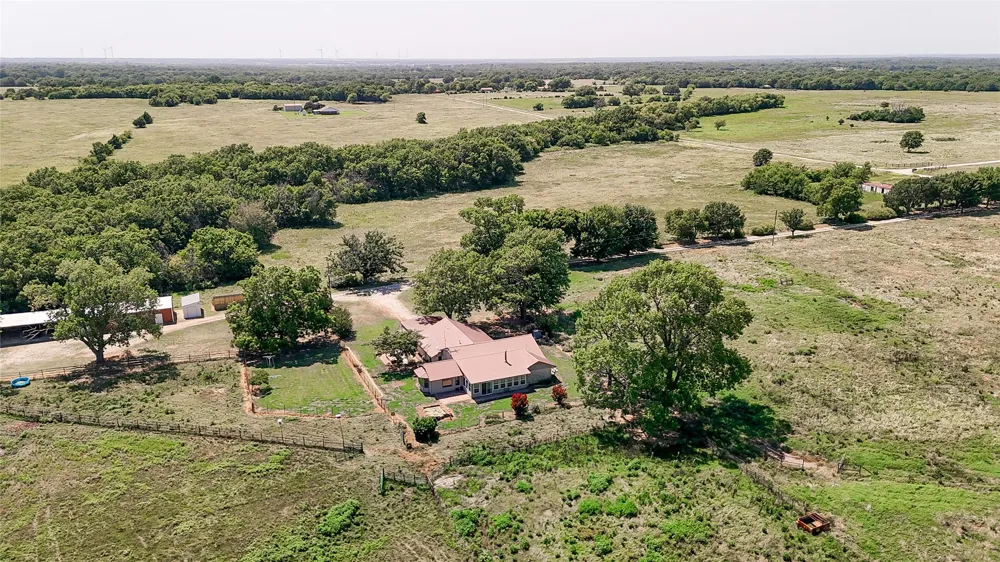 7489 County Road 1620 Roff, OK 74865