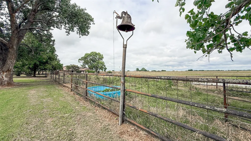 7489 County Road 1620 Roff, OK 74865