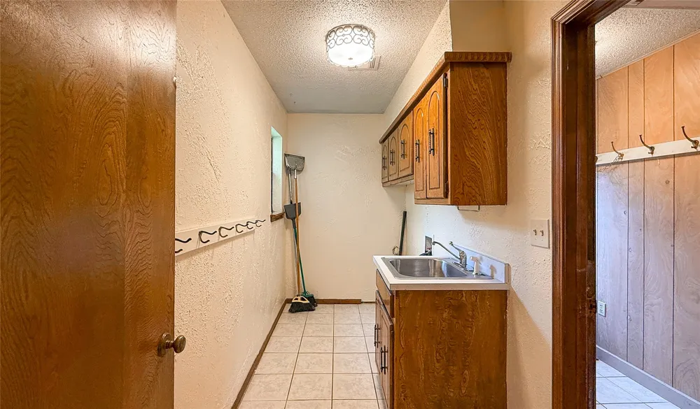 7489 County Road 1620 Roff, OK 74865