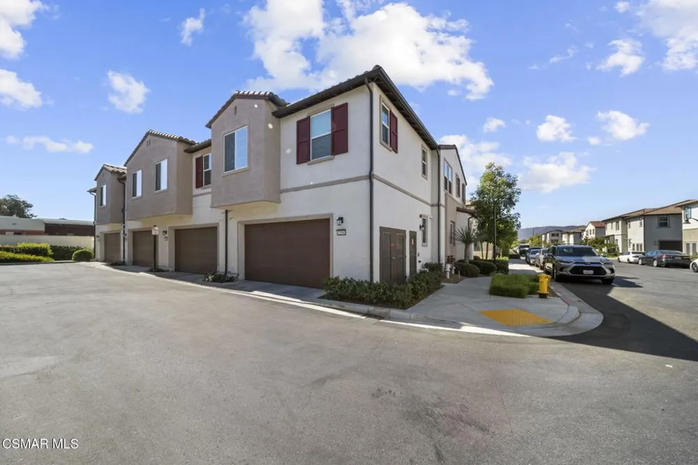 2556 Little Rock Lane Simi Valley, CA 93065
