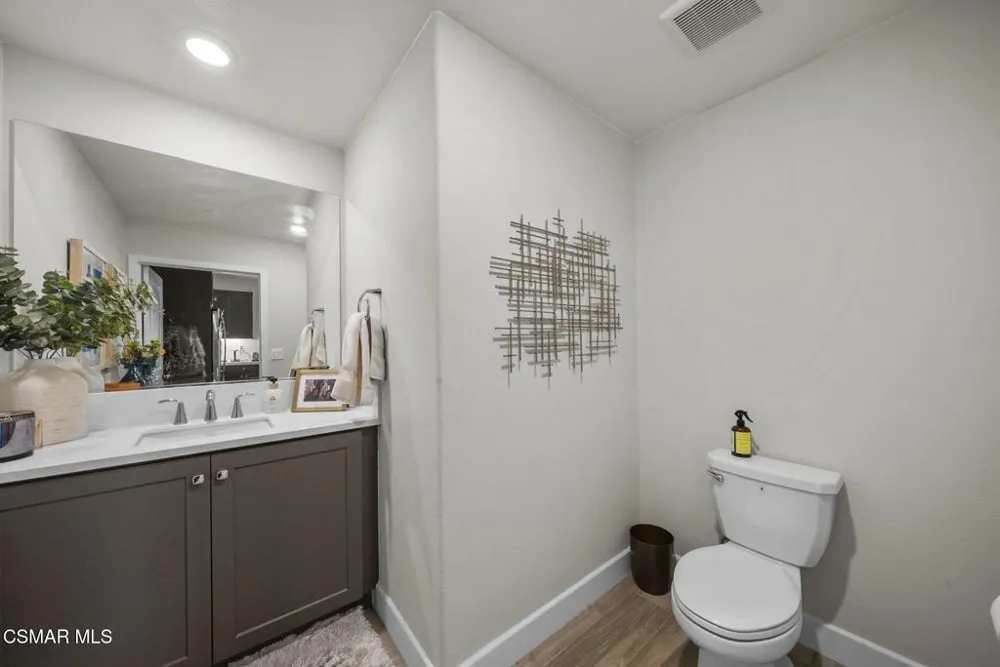 2556 Little Rock Lane Simi Valley, CA 93065