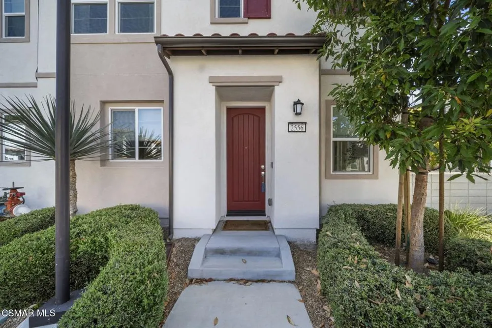 2556 Little Rock Lane Simi Valley, CA 93065