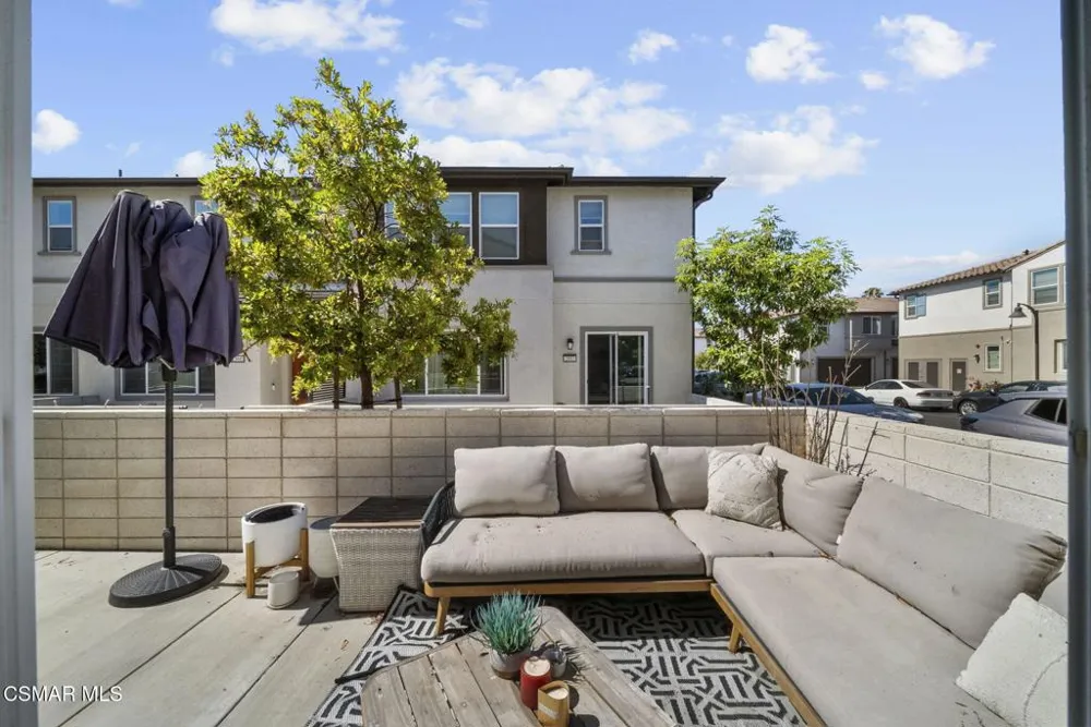 2556 Little Rock Lane Simi Valley, CA 93065