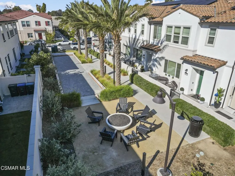 2556 Little Rock Lane Simi Valley, CA 93065