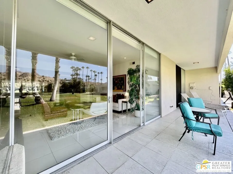 197 Desert Lakes Drive Palm Springs, CA 92264