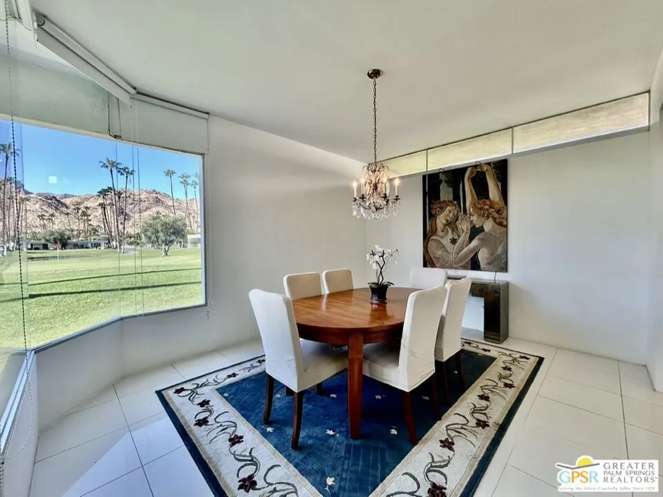 197 Desert Lakes Drive Palm Springs, CA 92264