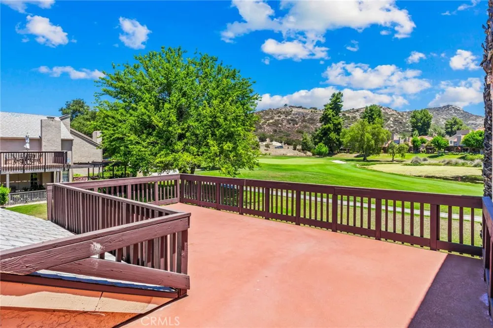 23681 Country Villa Ramona, CA 92065