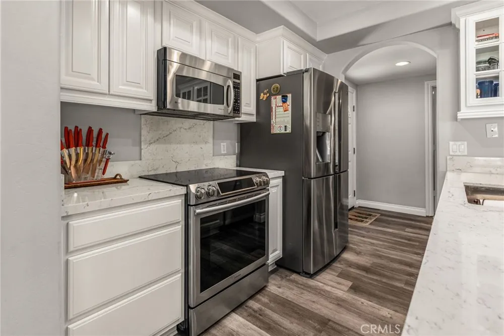 23681 Country Villa Ramona, CA 92065