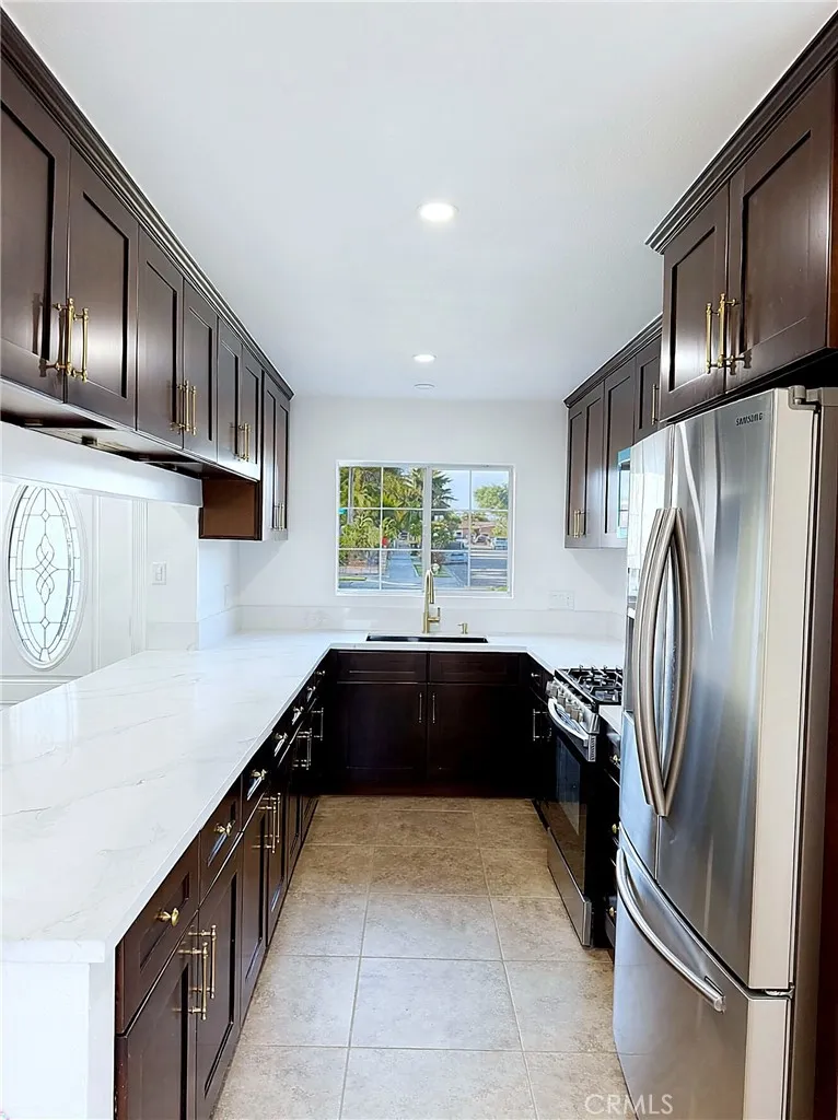 1346 E El Morado Court Ontario, CA 91764