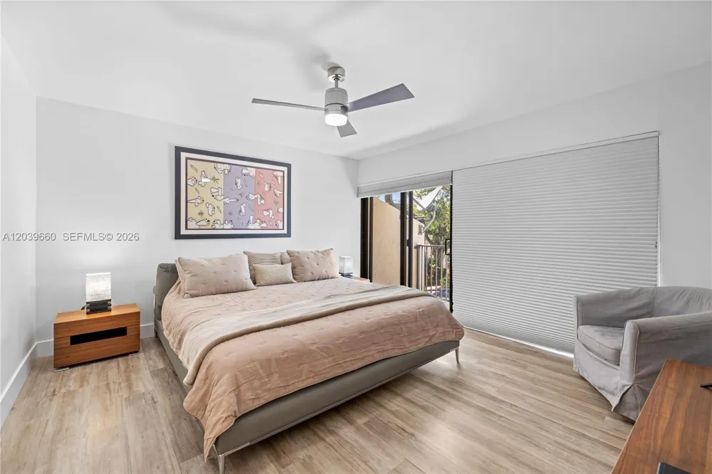 2771 NE 164th St #12 North Miami Beach, FL 33160
