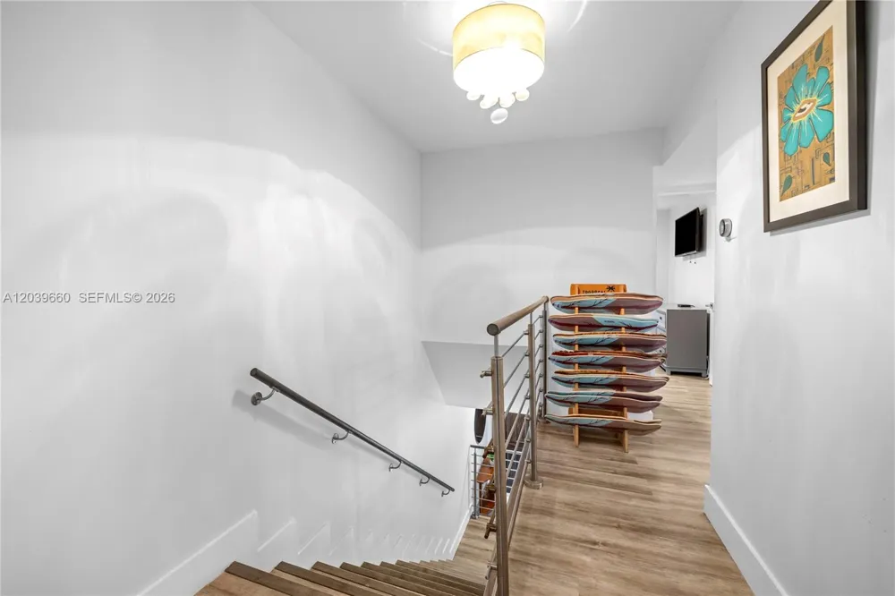 2771 NE 164th St #12 North Miami Beach, FL 33160