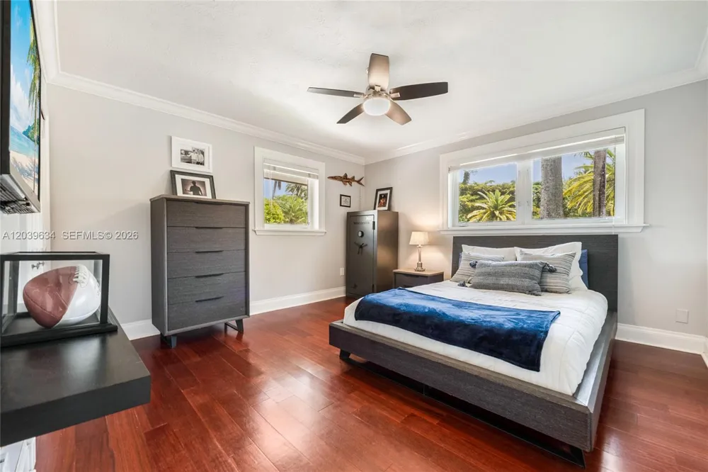 11900 SW 63rd Ave Pinecrest, FL 33156
