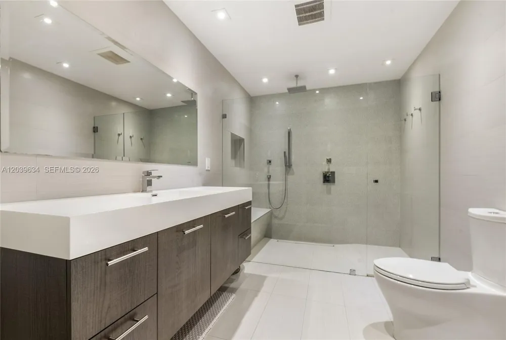11900 SW 63rd Ave Pinecrest, FL 33156