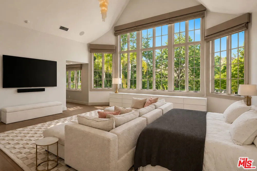 29105 Old Mill Creek Lane Agoura Hills, CA 91301