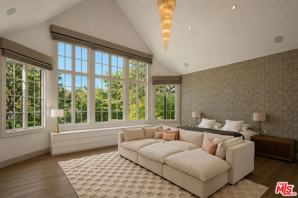 29105 Old Mill Creek Lane Agoura Hills, CA 91301