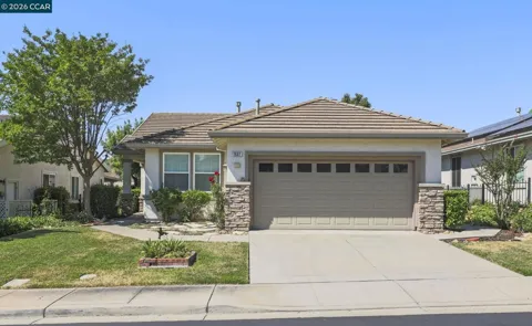 1637 Regent Dr