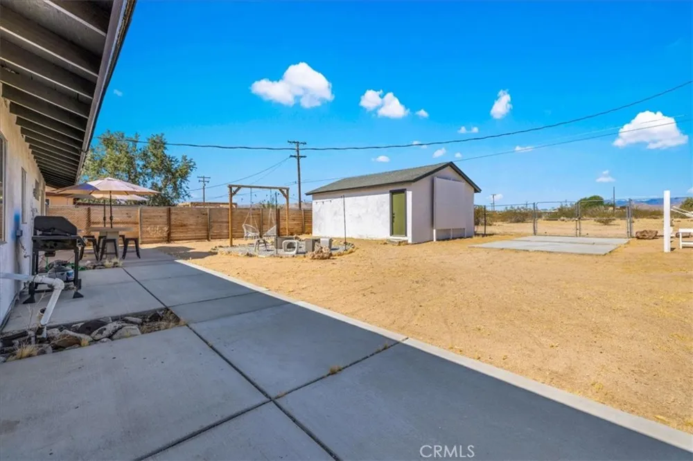 5050 1st E Joshua Tree, CA 92252