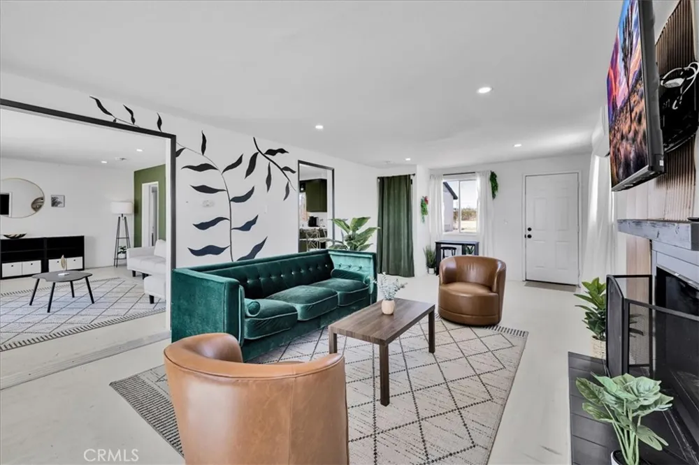 5050 1st E Joshua Tree, CA 92252