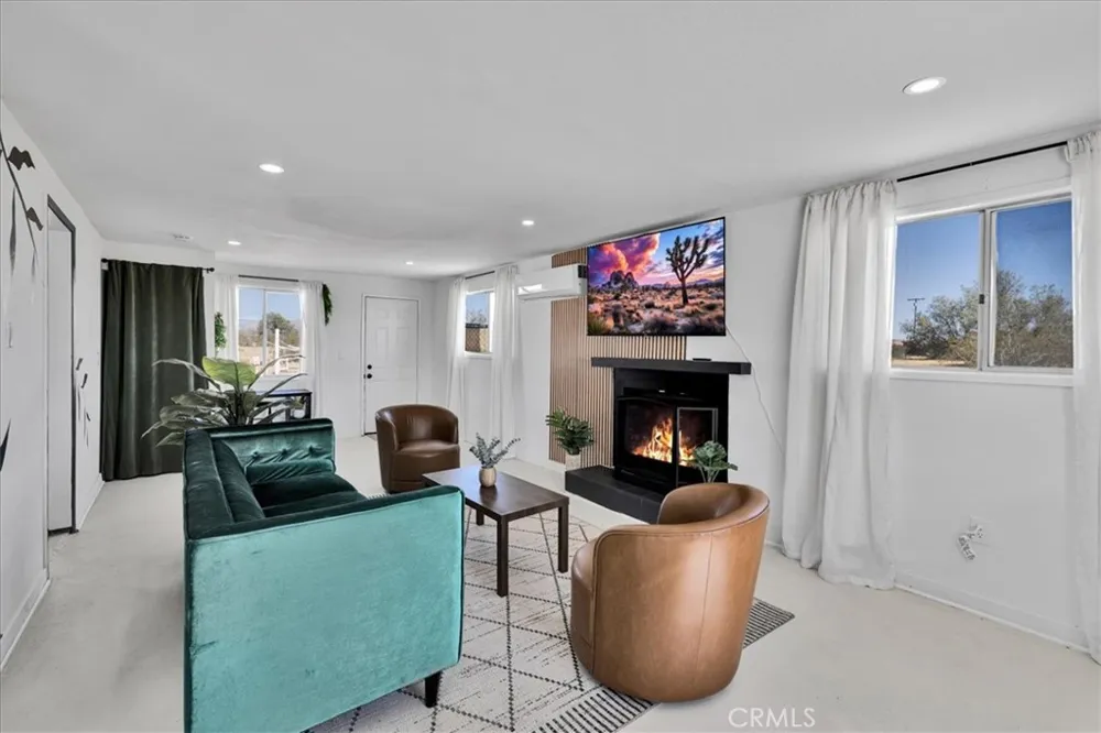 5050 1st E Joshua Tree, CA 92252