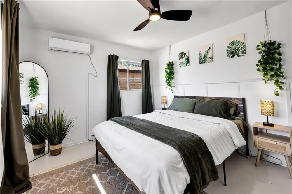 5050 1st E Joshua Tree, CA 92252