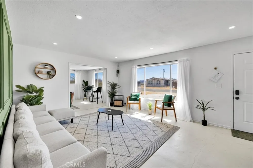 5050 1st E Joshua Tree, CA 92252