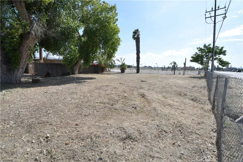 43763 State Highway 74 Hemet, CA 92544