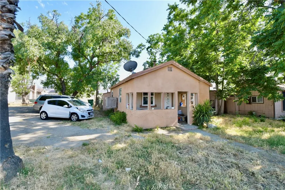 43763 State Highway 74 Hemet, CA 92544