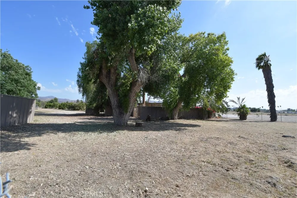 43763 State Highway 74 Hemet, CA 92544