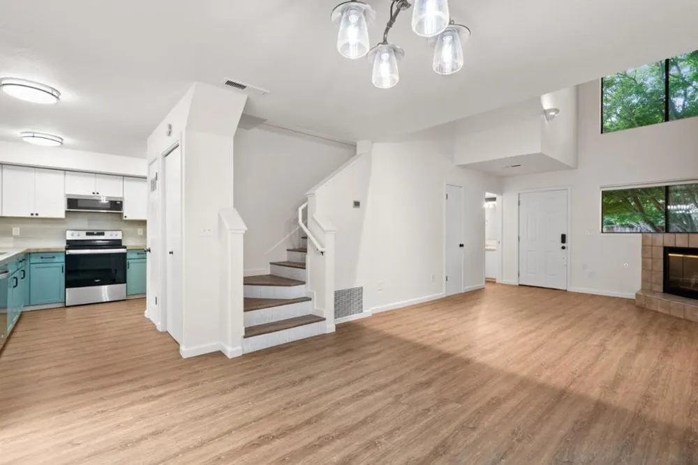 2042 Bobwhite Lane Santa Cruz, CA 95065