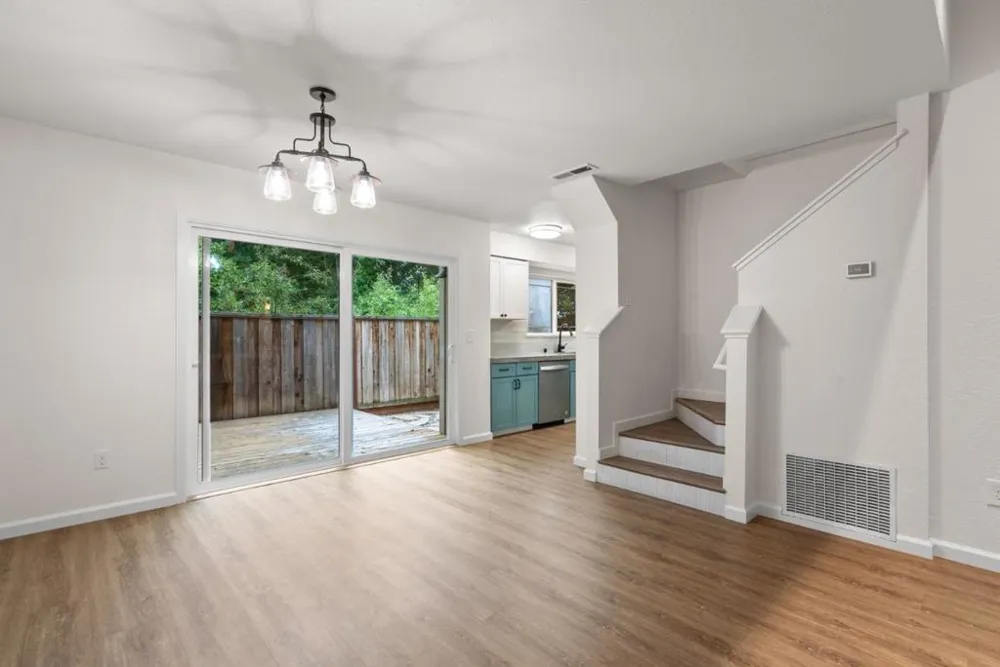 2042 Bobwhite Lane Santa Cruz, CA 95065