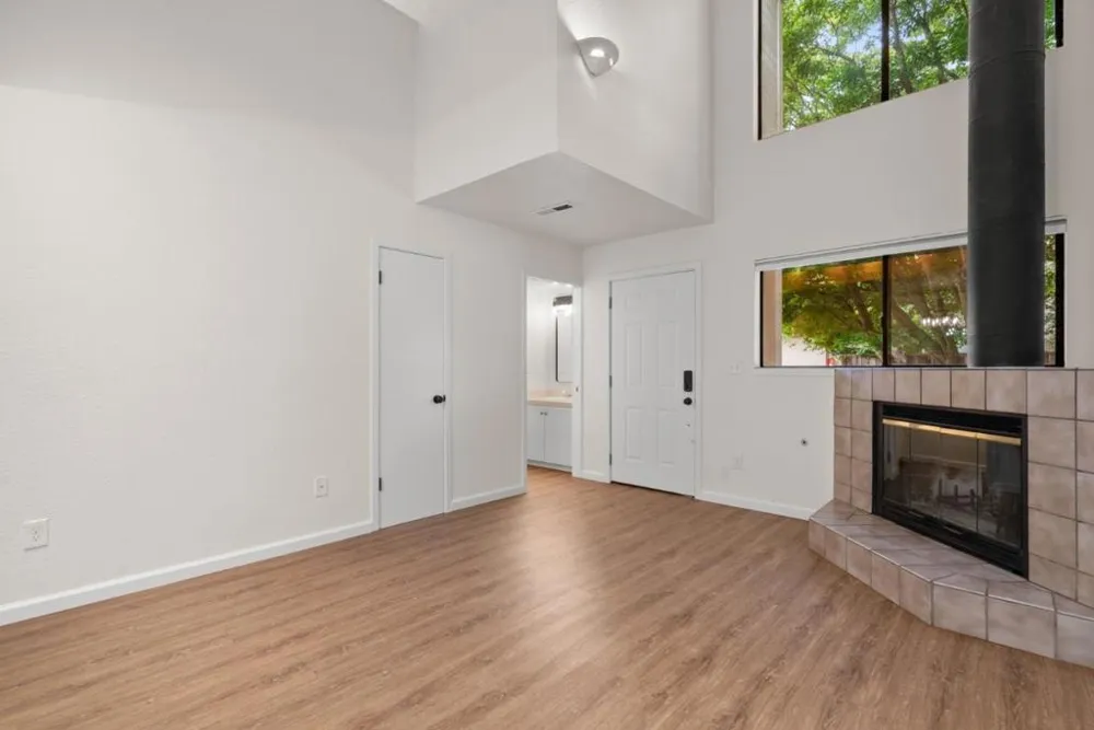 2042 Bobwhite Lane Santa Cruz, CA 95065