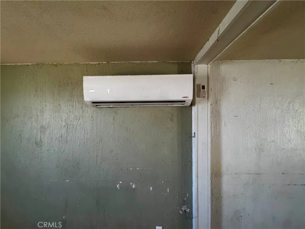 2045 Desoto Street Needles, CA 92363