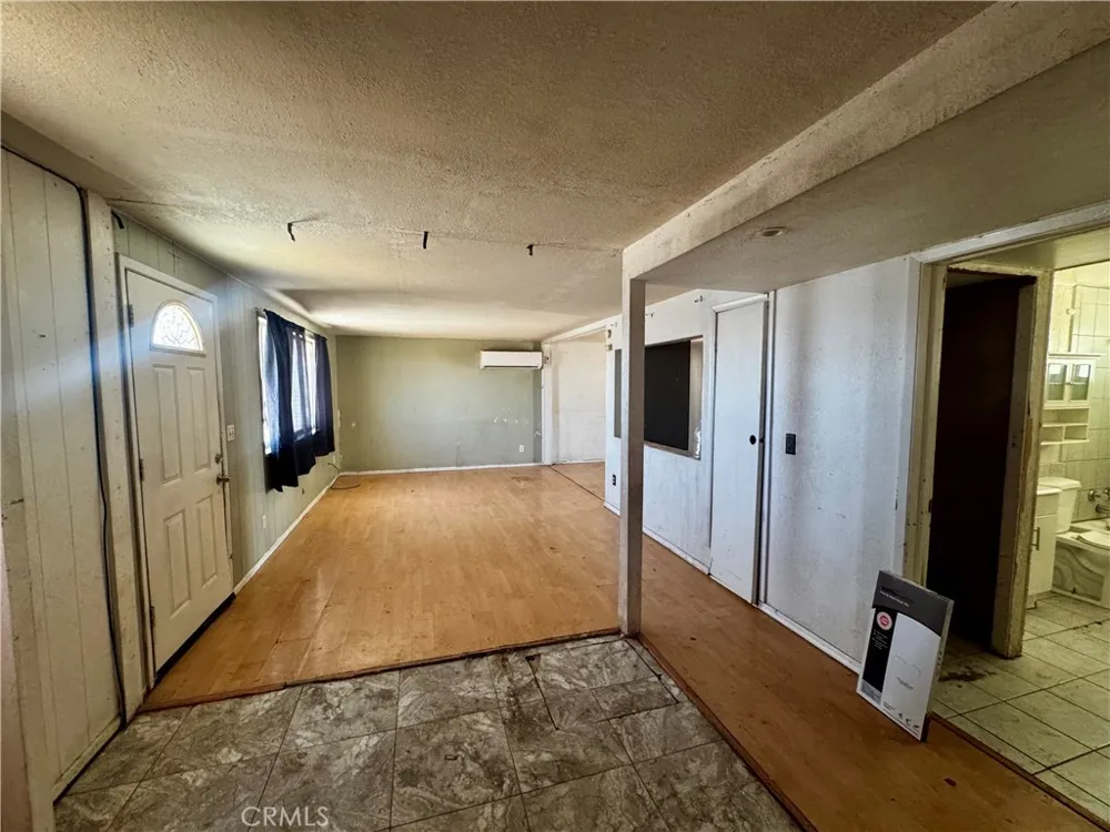 2045 Desoto Street Needles, CA 92363