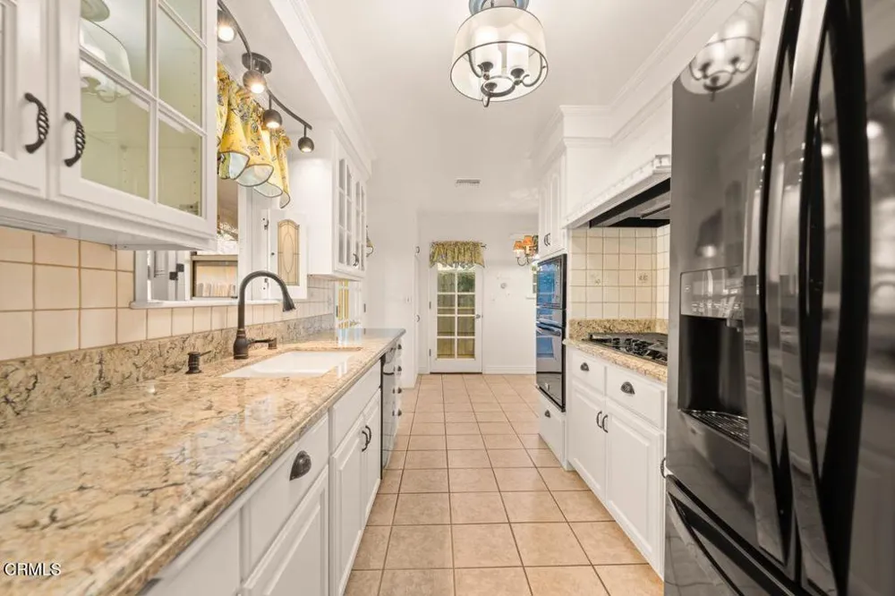 413 Descanso Avenue Ojai, CA 93023
